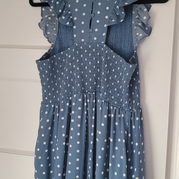 Great fits Dress - Picture 3 of 3